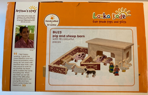 LANKA KADE PIG AND BARN SET 18 PIECES