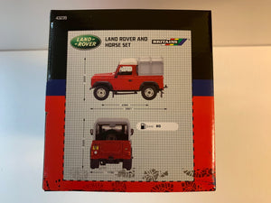 43239 BRITAINS LAND ROVER AND HORSE SET